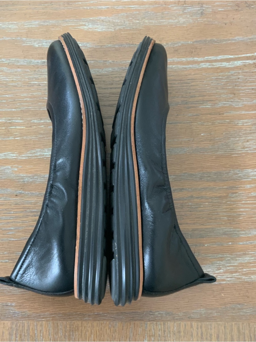 Cole Haan Women’s Black Leather Slip-On Flats Round Toe Shoes US7 - Picture 5 of 8